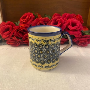 Handmade Boleslawiec Polish Pottery Yellow Peacock Eyes Coffee Mug