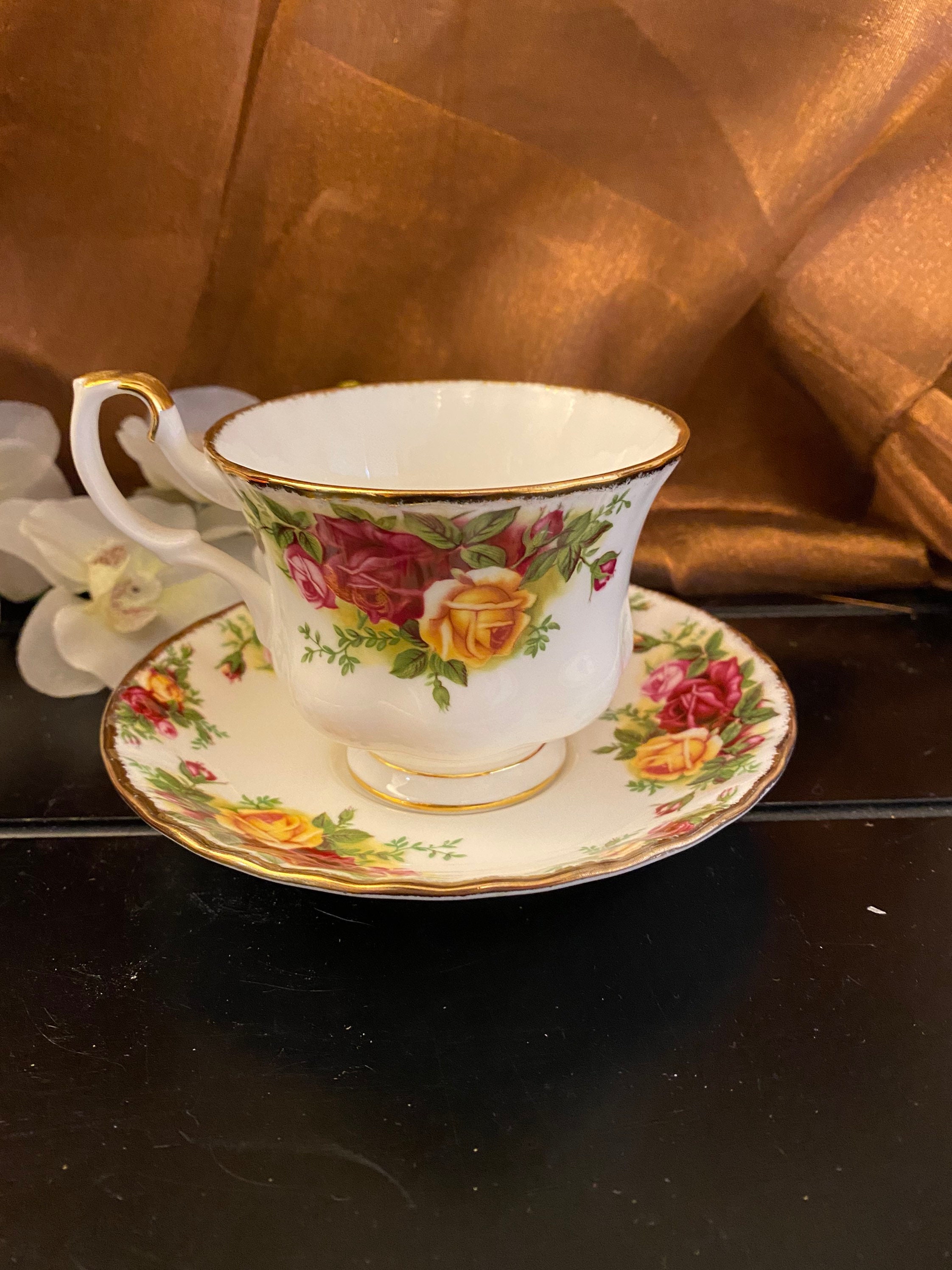 Royal Albert Old Country Roses Teacup and Saucer Set / Vintage Etsy