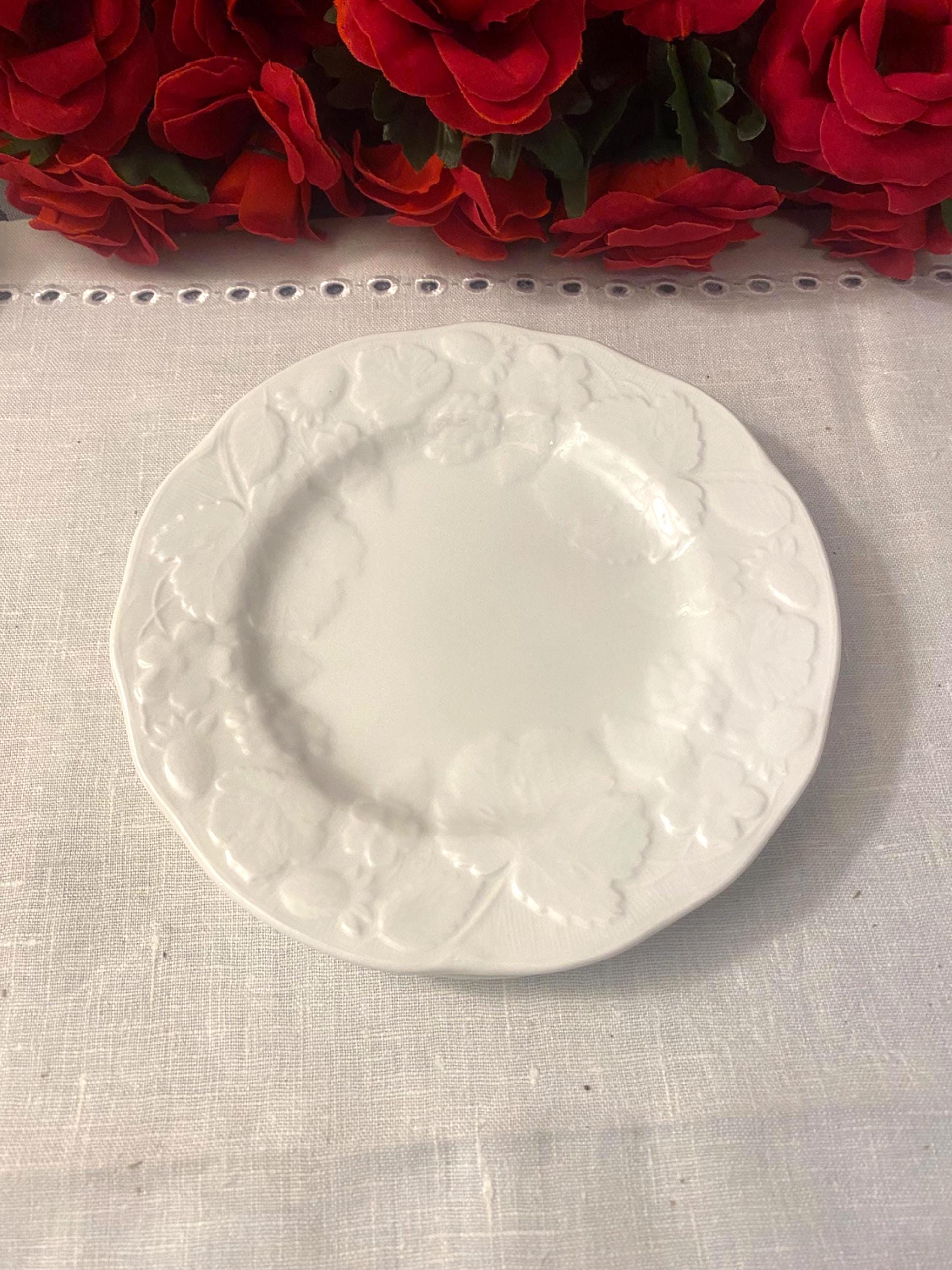 Wedgewood China Strawberry Vine - Etsy