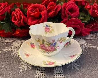 Shelley England Hulmes Rose Teacup and Saucer Set, Circa 1925-1940