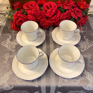 Vintage Horst Eversberg Teacup and Saucer Set of 4