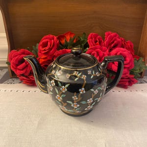 Hand Painted Japanese Teapot