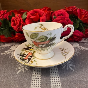 Tuscan Bone China Audubon Birds Series Crossbill Cup and Saucer