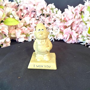 Vintage 1968 Russ Berrie I Wuv You Figurine