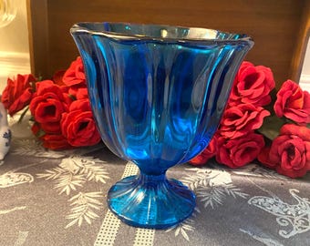 L.E. Smith Peacock Blue Glass Vase