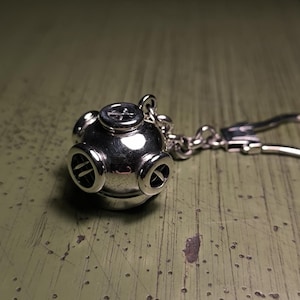 Taucherhelm Schlüsselanhänger aus Sterling Silber 925