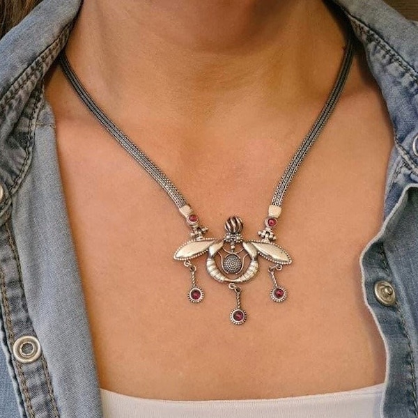 Handmade Minoan Malia bee necklace in sterling silver 925 with various gemstones