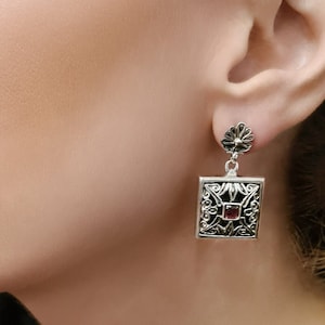 Handmade Byzantine style Garnet earrings in sterling silver 925