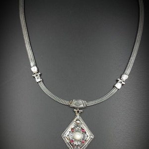 Elegante florale Halskette im byzantinischen royal Stil aus Sterling Silber 925 mit Edelsteinen Bild 5