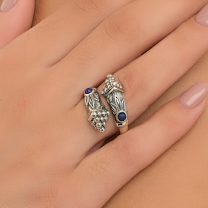 Byzantine style handmade ring in sterling silver 925 with lapis lazuli gemstone
