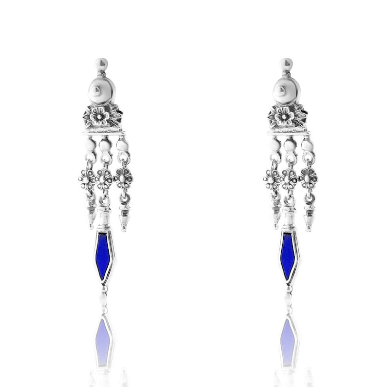 Floral style earrings in sterling silver 925 with Lapis Lazuli gemstone. image 7