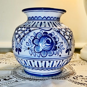 Vintage Pierced- Czech Tupesy Keva Vase. Traditional Hand Painted Folk Pottery from  Czechoslovakia in Blue and White.In Excellent Condition