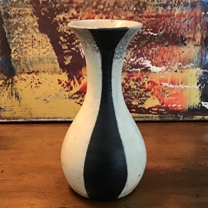 Vintage RAKU ART POTTERY Vase . 7.25&quot; Tall. Crackled White / Ivory Body with a Bold Black Stripe, Signed by the artist.