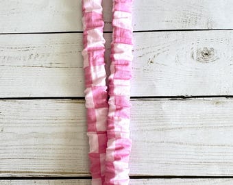 Cordón rosa a cuadros, cordón tipo scrunchie, portatarjetas de identificación de profesor, cordón rosa