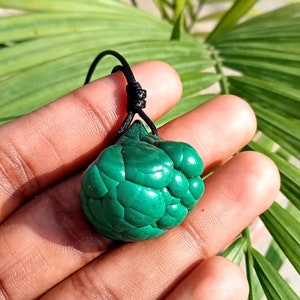 Natural Malachite raw Necklace, Black Leather cord Necklace, Handmade Cord Necklace, Malachite Gemstone, Broccoli Cord Necklace,Gift for Her