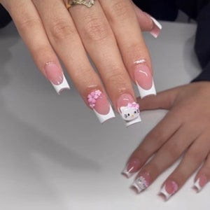 Nail Art Hello Kitty