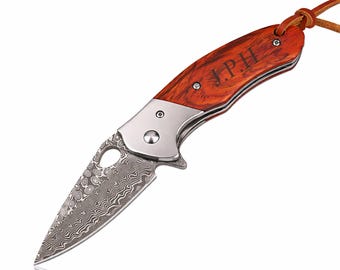 Personalized Damascus Pocket Knife – Custom Engraved Folding Knife – Gift for Him – Groomsmen Gift – Wooden Handle Knife