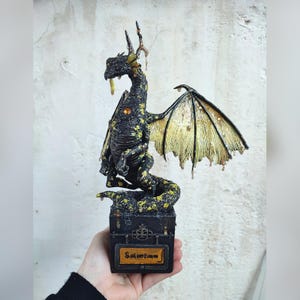 Dragon Sculpture, dragon figure, animal statue, collectibles,amphibian fantasy sculpture, polymer clay, salamander dragon,creature figurine