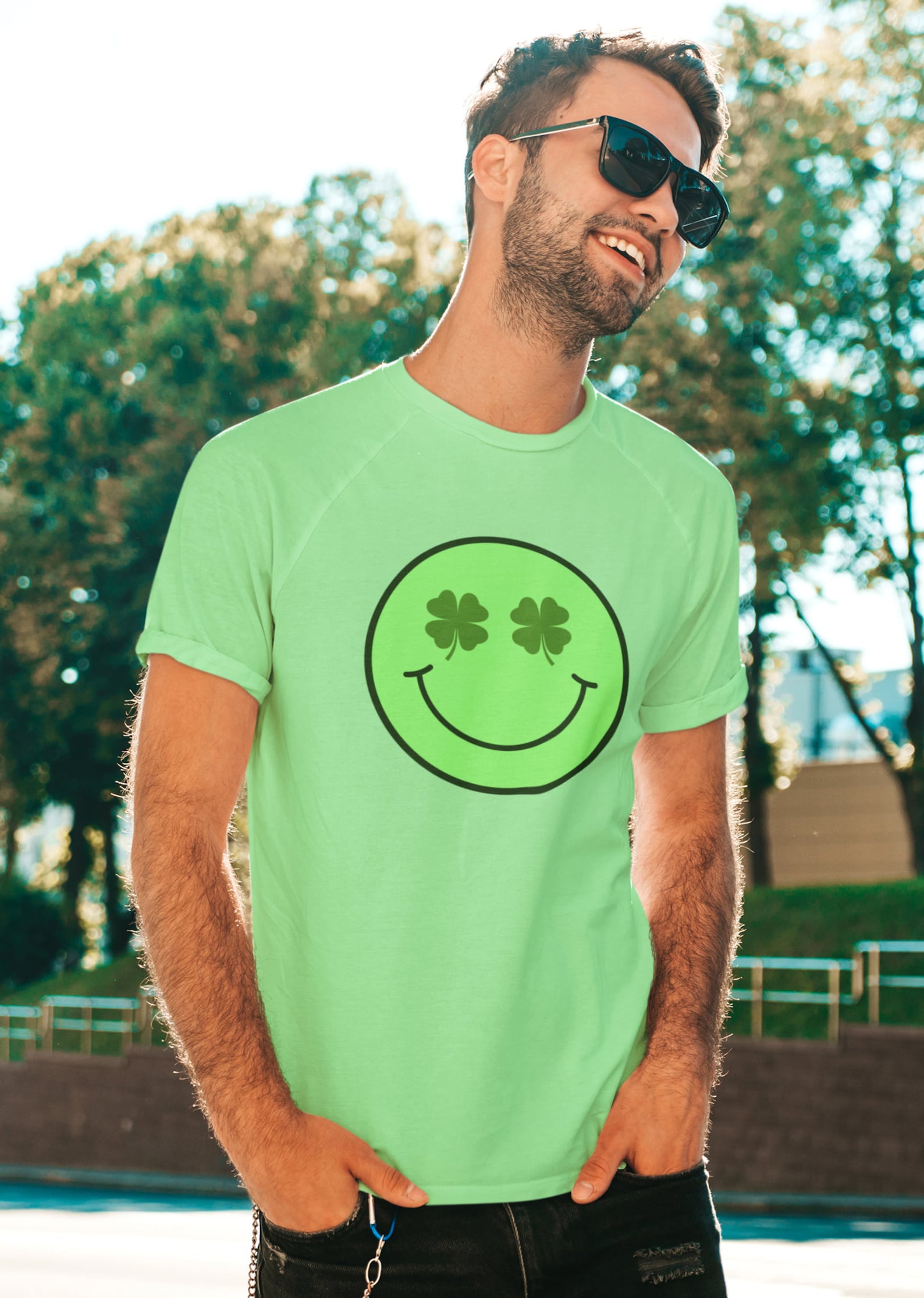 Green Smiley Face Png, Four Leaf Clover Smiley Face Png, Green Happy ...