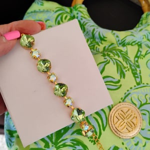 Chrysolietgloed, licht iriserend groen, statement armband kristal, kussengeslepen, 12 en 8 mm, cadeau voor haar, verstelbaar