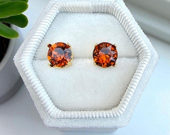 Pendientes de botón color naranja quemado, pendientes de botón de cristal austriaco o pendientes con cierre de palanca: pendientes de botón de acero inoxidable con poste marrón anaranjado brillante.