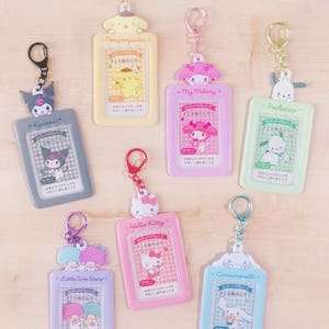 KPOPキャラクターフォトカードホルダーキーチェーン | K-POPアイドルトップローダーコレクタブル | IDカードホルダー | 日本製正規品フォトケースキーリング
