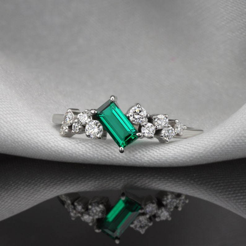 Green Emerald Baguette Ring Diamond Cluster Ring Gemstone - Etsy