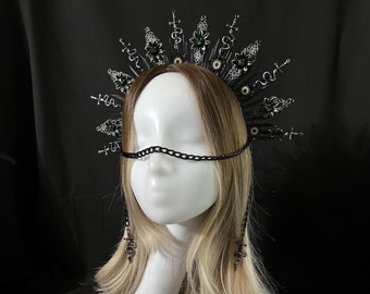 Couronne de méduse avec chaîne faciale, couronne de serpent, coiffe de méduse, casque de serpent, couronne de serpent, épine de couronne gothique, couronne de gorgone de méduse