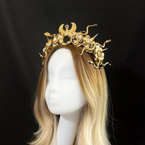 Handmade Medusa Crown: Snake Headpiece for Halloween