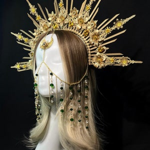 Sun goddess crown with face chain jewelry, celestial crown, sun halo headpiece, gold halo headpiece, goddess headpiece