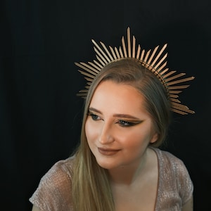 Sun goddess crown halo, sun halo crown, gold halo crown, sun crown headpiece, angel halo headpiece, goddess headpiece, gold halo headband