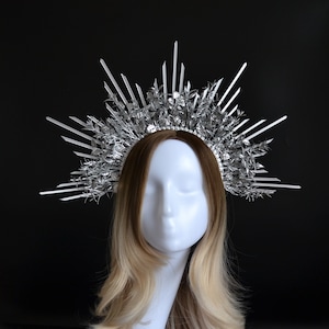 Silver Halo Crown: Goddess Headpiece with Sunburst Spikes