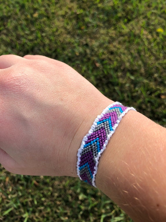 Bordered chevron deals bracelet pattern