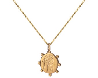 Belle médaille-pendentif Bienvenue Fille Vierge en bronze jaune- cadeau communion - collier vierge - vierge dorée - cadeau pour femme