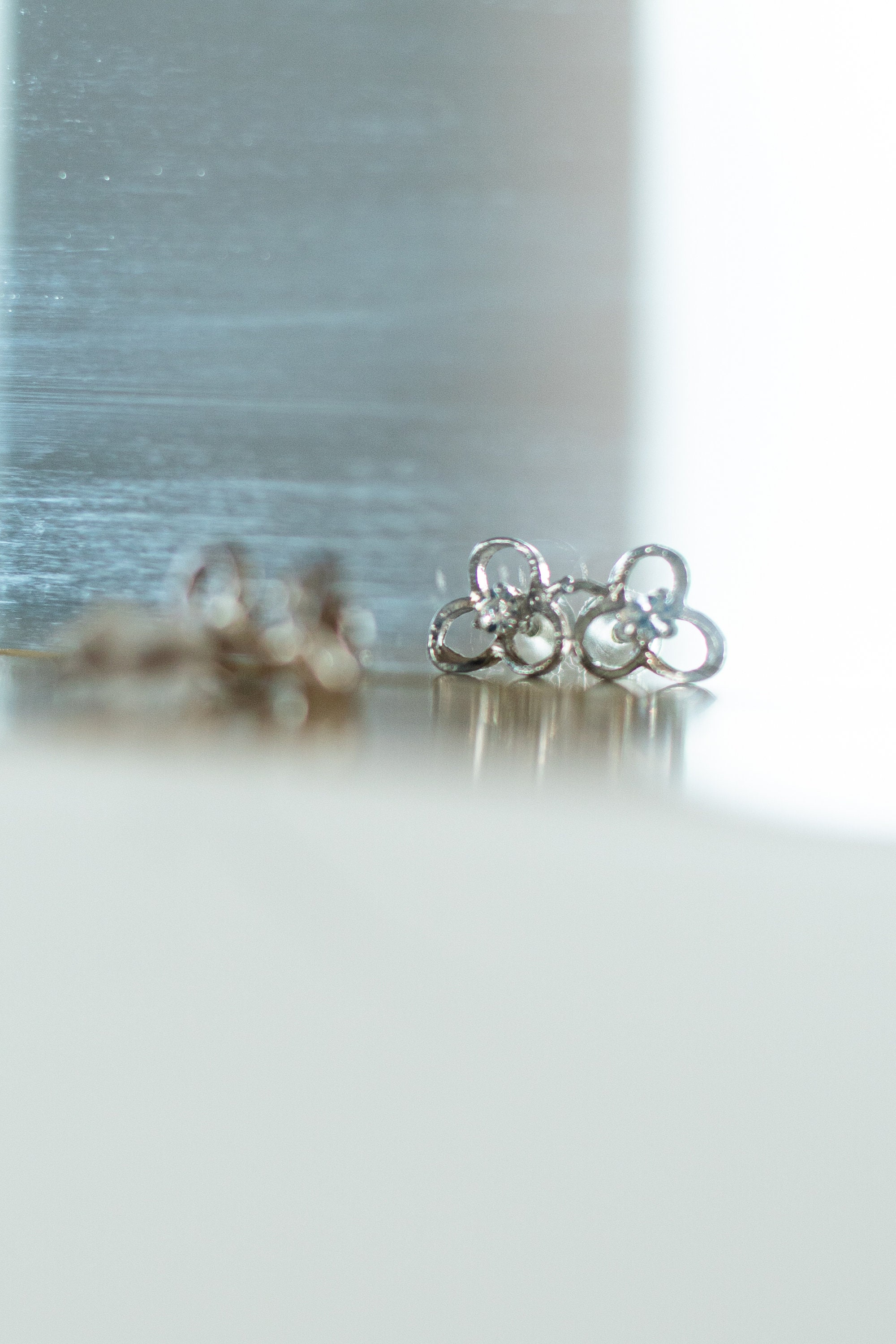 MicVivien Orecchini a Bottone Quadrifoglio con Verde Zirconi 925 Argento Sterling Orecchini a lobo Trifoglio Orecchini Brillante per Donna Ragazza