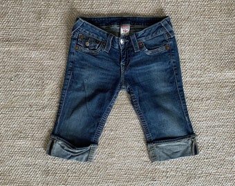 Vintage True Religion Knee Length Denim Shorts size 26