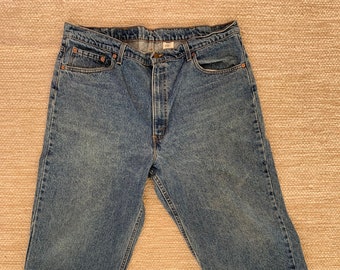 Vntg 90's 42x32 Levi’s 550 Relaxed Fit, Made in USA, Vintage Jeans