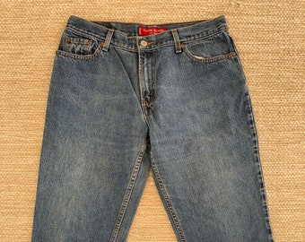 16-M Levi’s 550 Classic Relaxed Fit Jeans