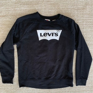 Vintage Style Levi&#39;s Sweatshirt size Small, Black Sweatshirt