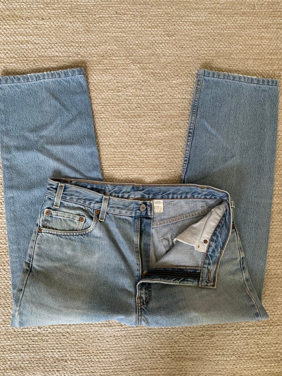 Vntg 90's 36x30 Levi’s 505 Regular Fit Jeans, Mad… - image 2