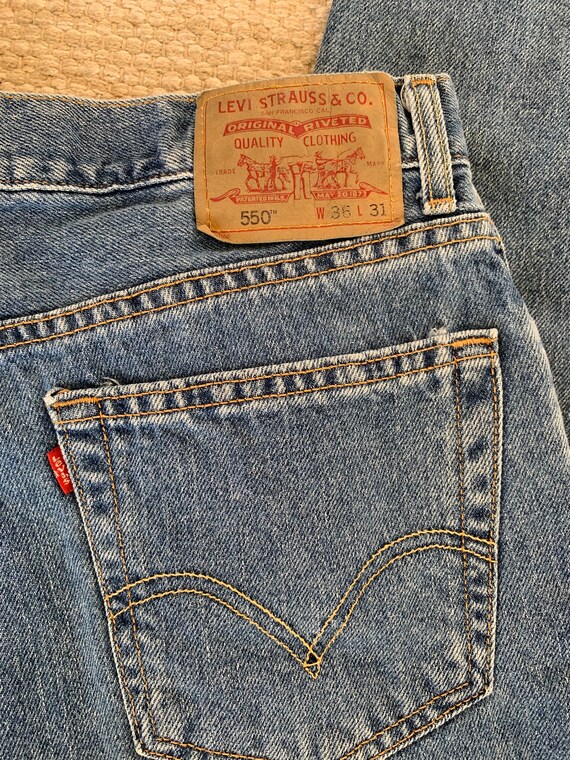 Vintage 36x31 Levi’s  Jeans 550 Relaxed Fit Jeans - image 5