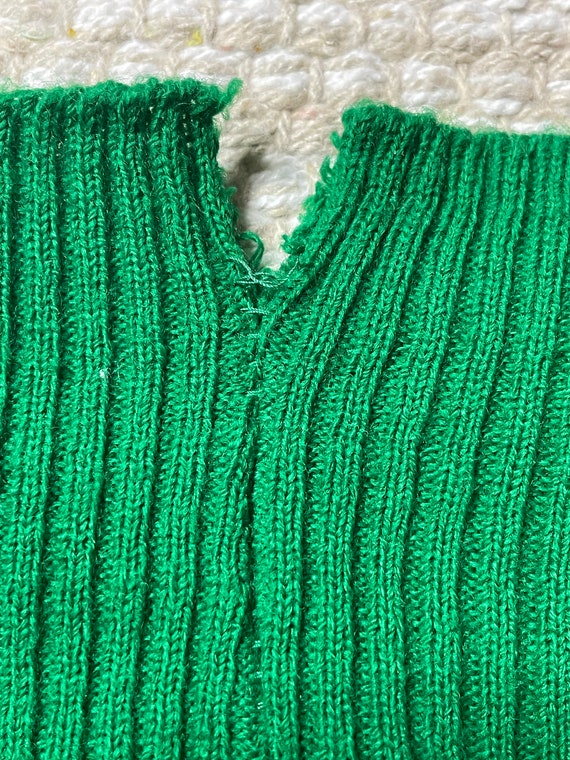Vintage Blarney Castle Long Sleeve V Neck Sweater… - image 10