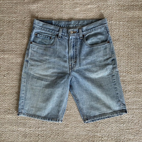 Vintage Levi's 505 Regular Fit Denim Jean Shorts talla 32, Pantalones cortos desgastados