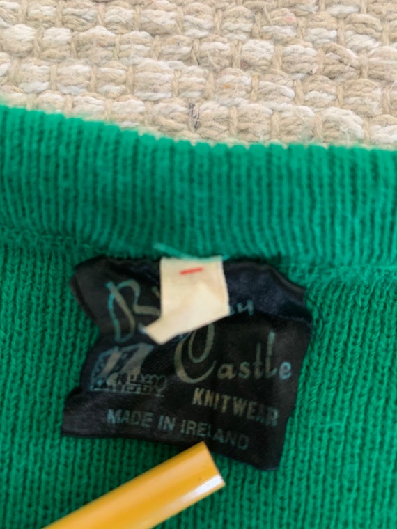 Vintage Blarney Castle Long Sleeve V Neck Sweater… - image 8