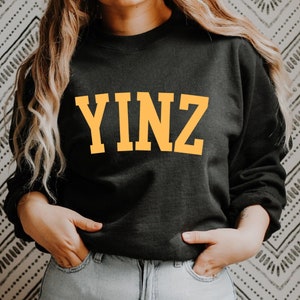 Sweat Yinz, Sweat Pittsburgh, Chemise Pittsburgh, Yinzer, Steelers, chemise yinz, cadeaux pittsburgh, Pennsylvanie, chemise yinzer, yall