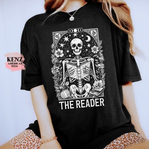 Comfort Colors The Reader Tarot Card Shirt, Skeleton Reading Shirt, Unisex Tarot Card Shirt, Book Lover Gift, Bookish Gift,Tarot Lover Gift old Vintage School Retro Cult