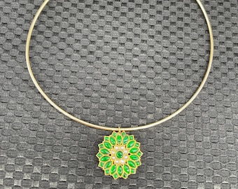 Jadau Kundan hasli halsband/chokerhalsband/Unika/Smaragdgrönt Jadau halsband/traditionellt Sabyasachi-inspirerat