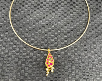 Jadau Kundan hasli halsband/chokerhalsband/unikartat/rubinrosa Jadau halsband/traditionellt Sabyasachi-inspirerat