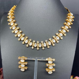 Premium quality Tyaani  Sabyasacchi Inspired uncut Kundan goldtone, choker necklace set,earrings white faux Moissanite adjustable length