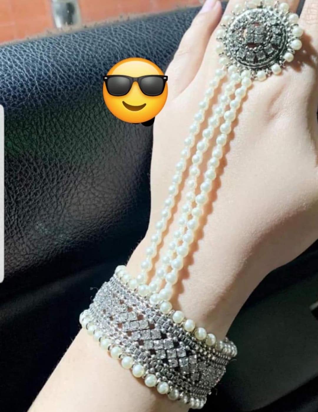 Hanth Phool Hand Accessory With Finger Ring/ One Piece Aarsi/ Party ...